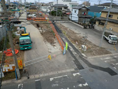 堀江地区5番通り上下水道・ガス管整備の様子