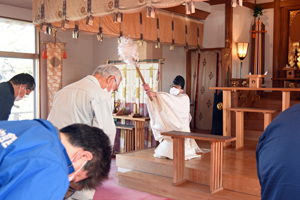 写真：奉告祭の様子