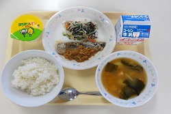 写真：12月11日小学校（第一調理場）の給食