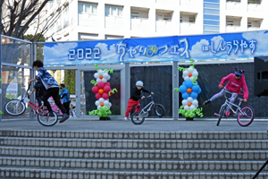 写真：BMXステージに出演した方々