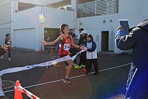 写真：中学生男子の部のゴール